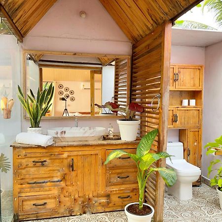 Ducknchill-Agonda Hotel Ngoại thất bức ảnh