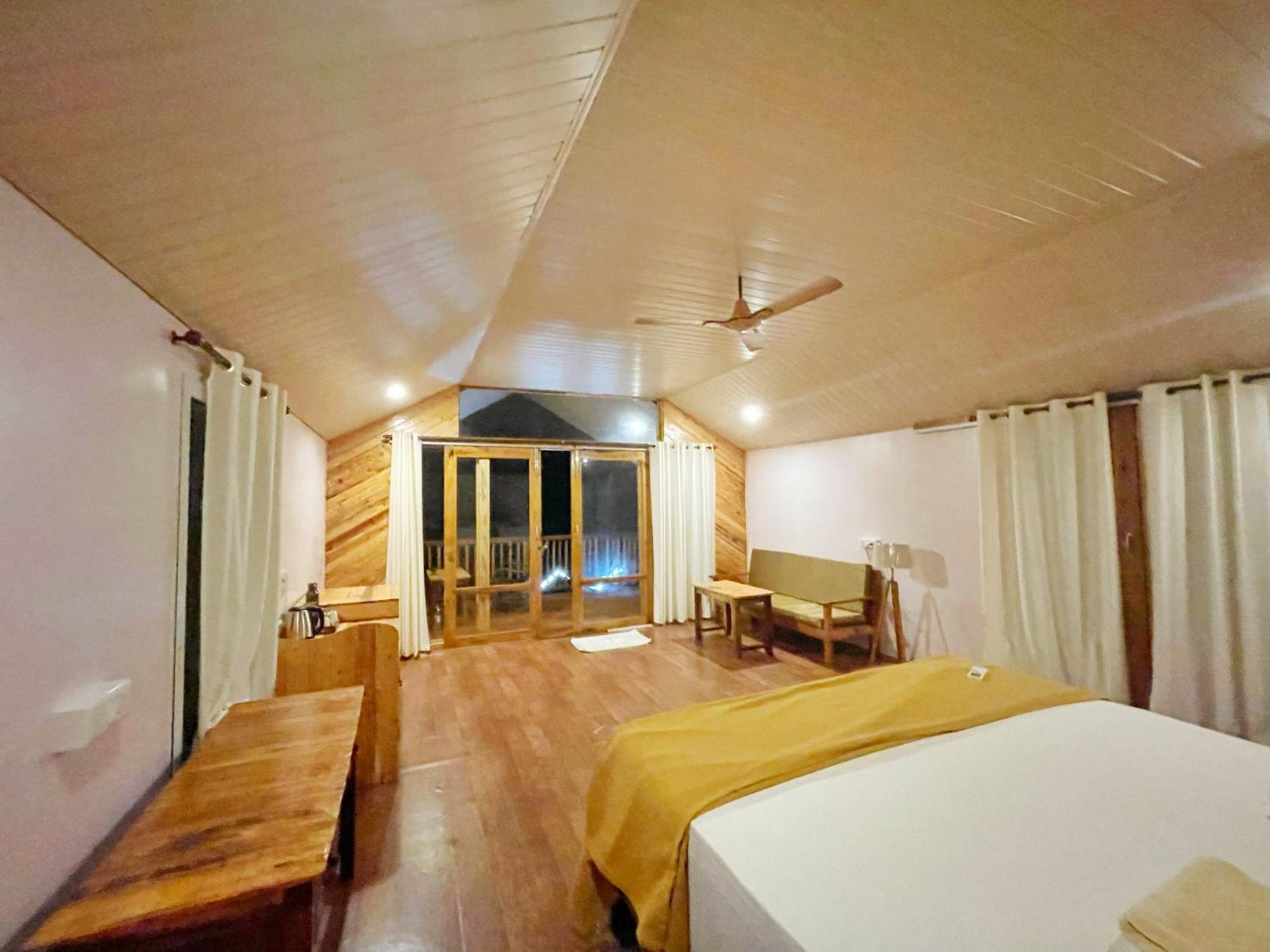 Ducknchill-Agonda Hotel Ngoại thất bức ảnh