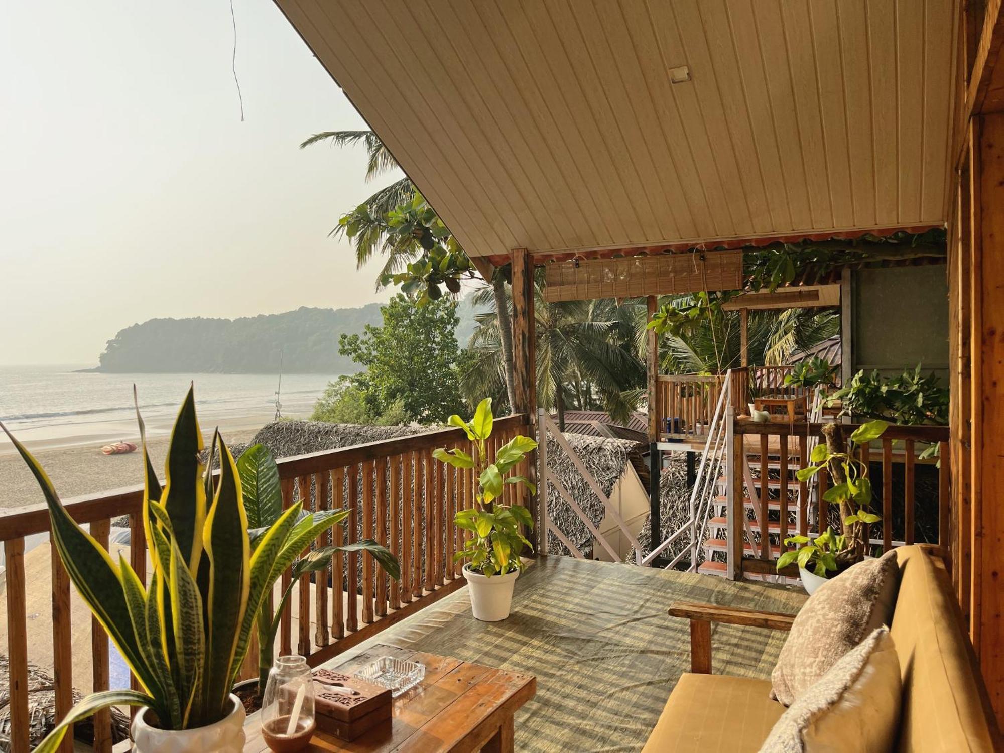 Ducknchill-Agonda Hotel Ngoại thất bức ảnh